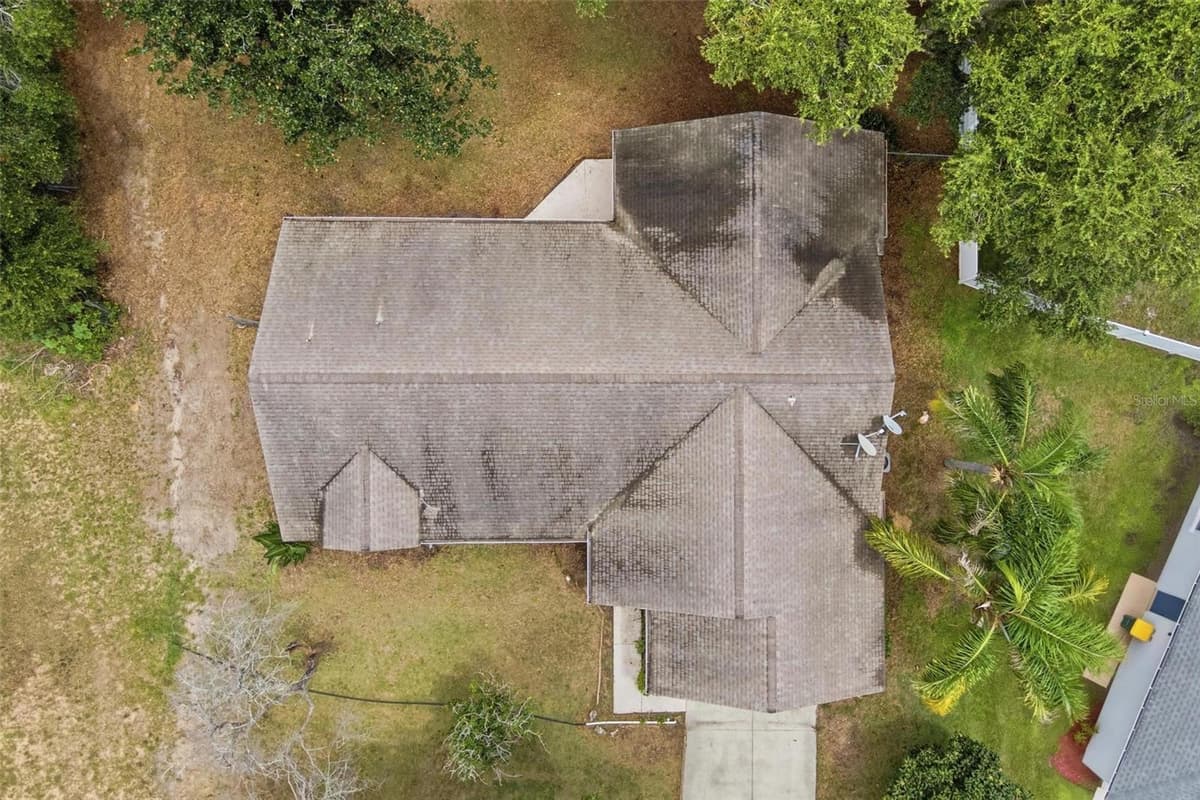 742 WOODVIEW DRIVE — photo 45 of 46