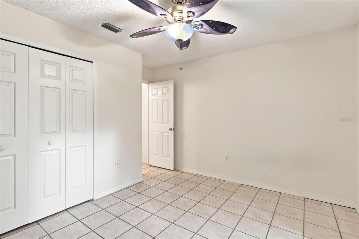 742 WOODVIEW DRIVE — photo 27 of 46