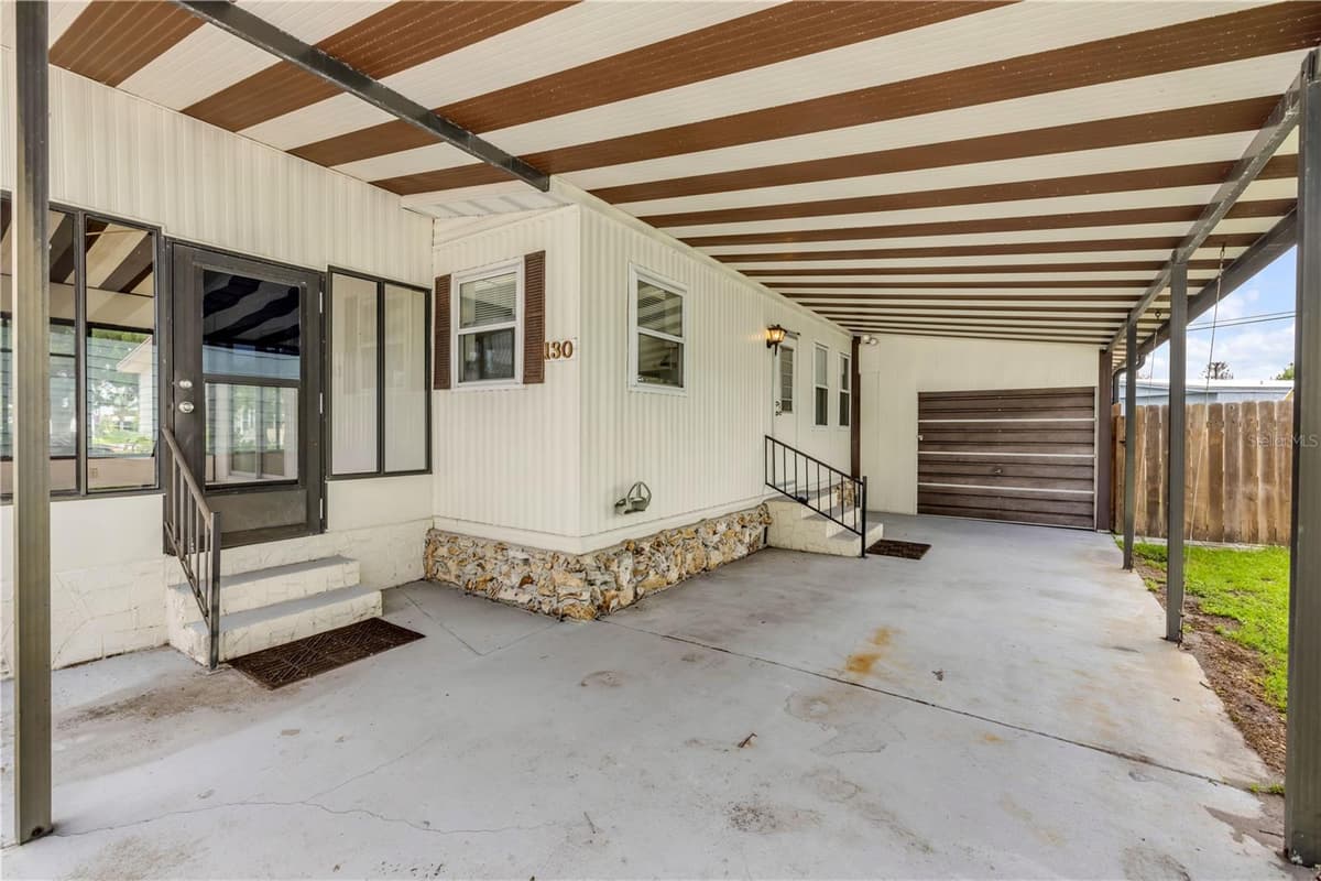 130 PINE STREET — photo 3 of 55