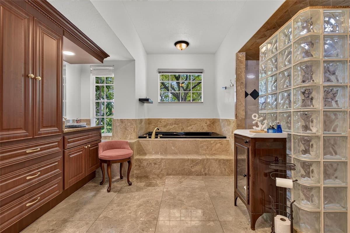 4334 DOTTIE COURT — photo 32 of 63
