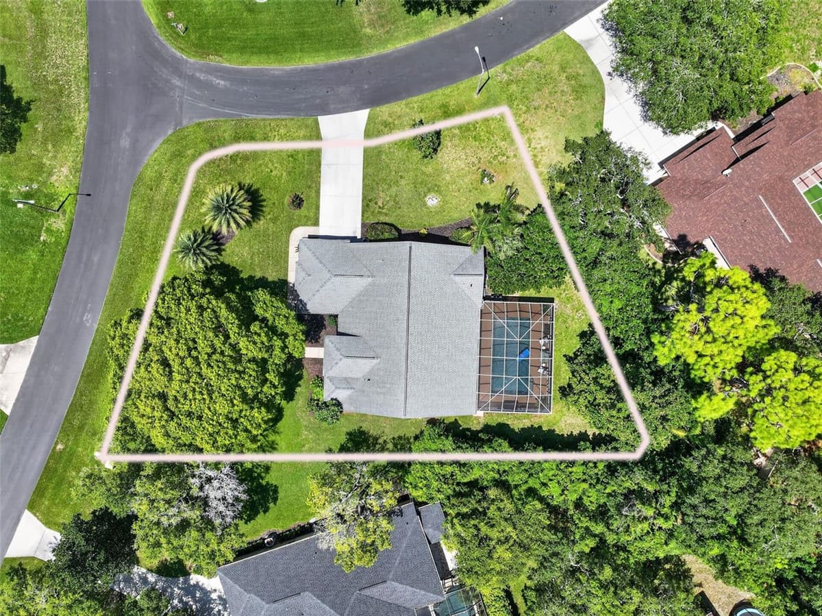 4334 DOTTIE COURT — photo 6 of 63