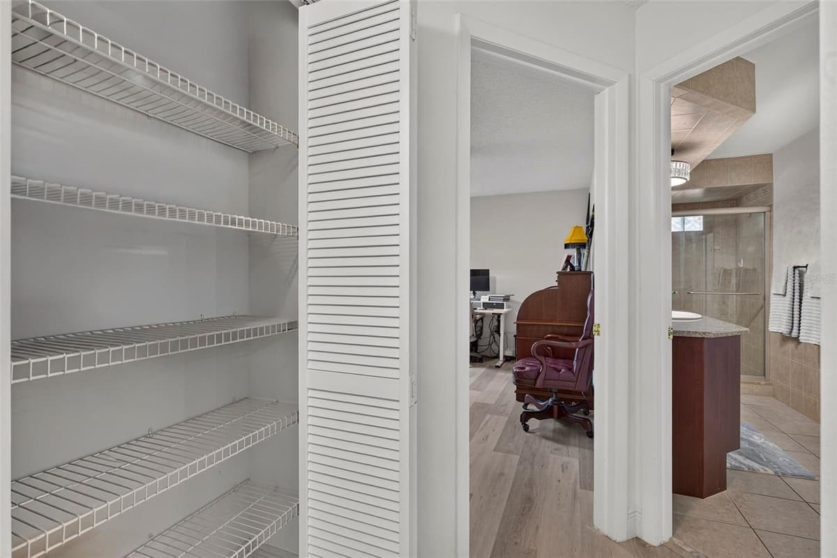 4334 DOTTIE COURT — photo 41 of 63