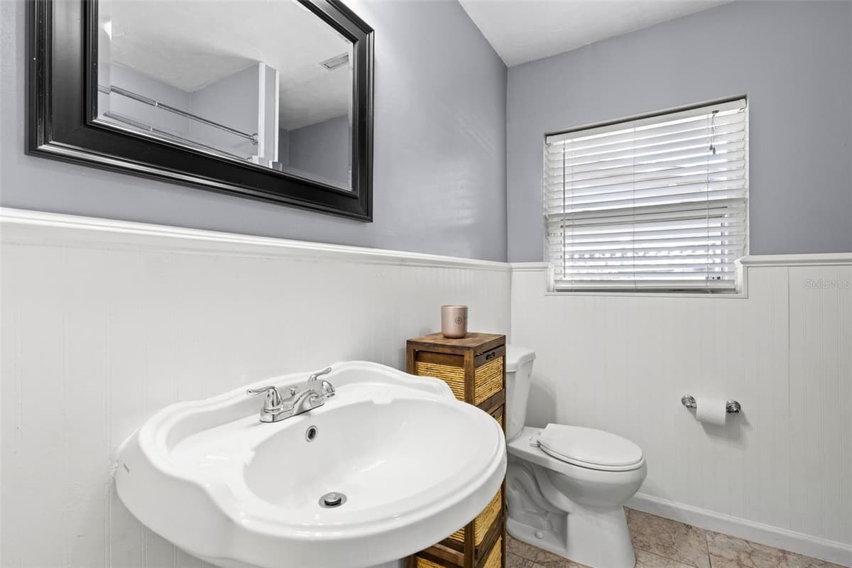 1950 REBECCA DRIVE — photo 12 of 43