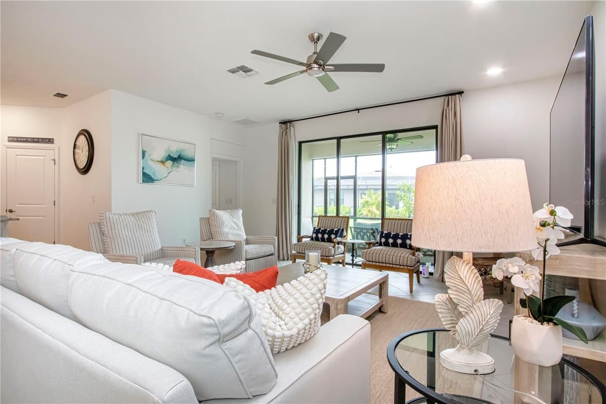5160 CORAL REEF WAY — photo 11 of 66