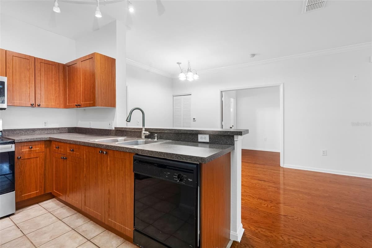 2250 PORTOFINO PLACE — photo 22 of 62