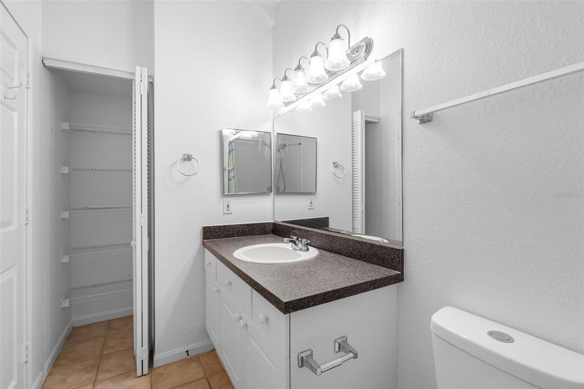 2250 PORTOFINO PLACE — photo 18 of 62