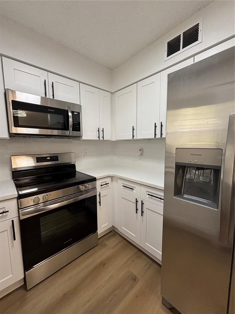 2690 CORAL LANDINGS BOULEVARD — photo 7 of 15