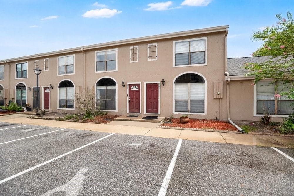 611 CASA PARK A COURT — photo 2 of 35