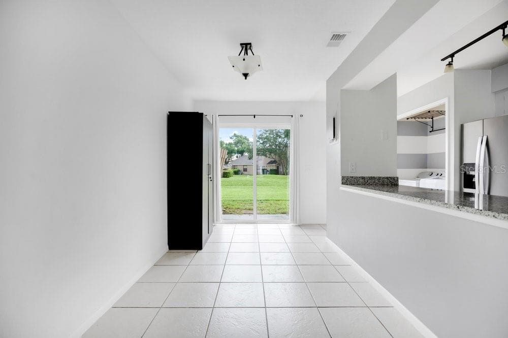 611 CASA PARK A COURT — photo 7 of 35