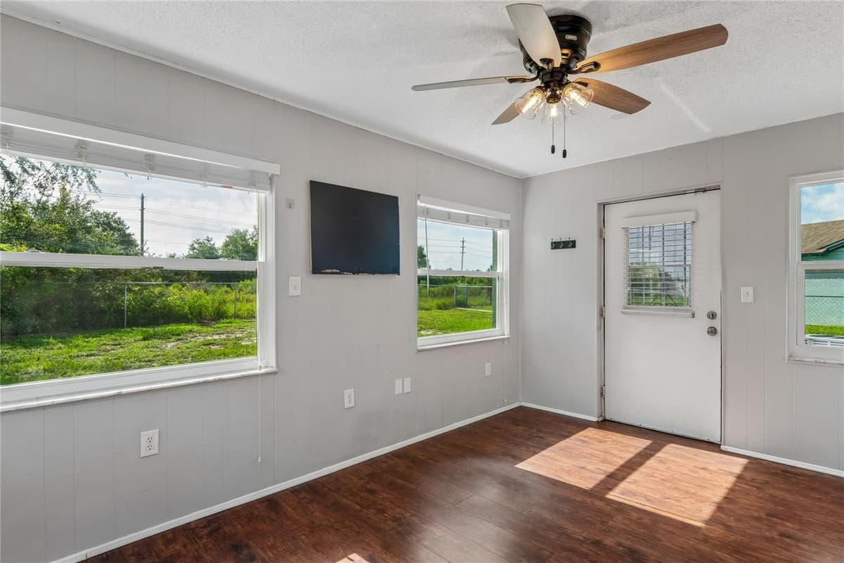 7934 ADELAIDE LOOP — photo 36 of 65