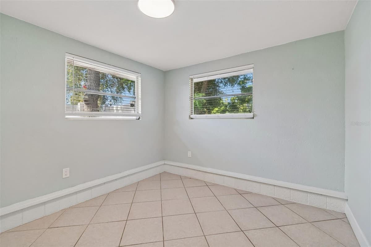516 64TH STREET — photo 39 of 57