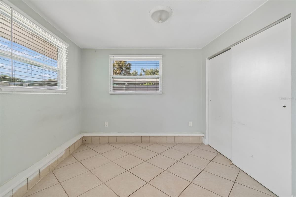 516 64TH STREET — photo 31 of 57