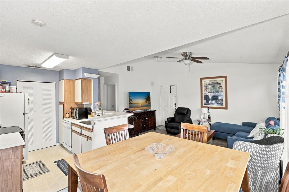 1085 HIAWASSEE ROAD — photo 15 of 28
