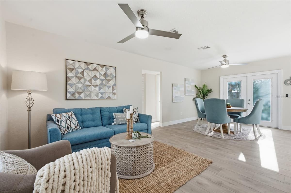 1060 JACKSON STREET — photo 3 of 34