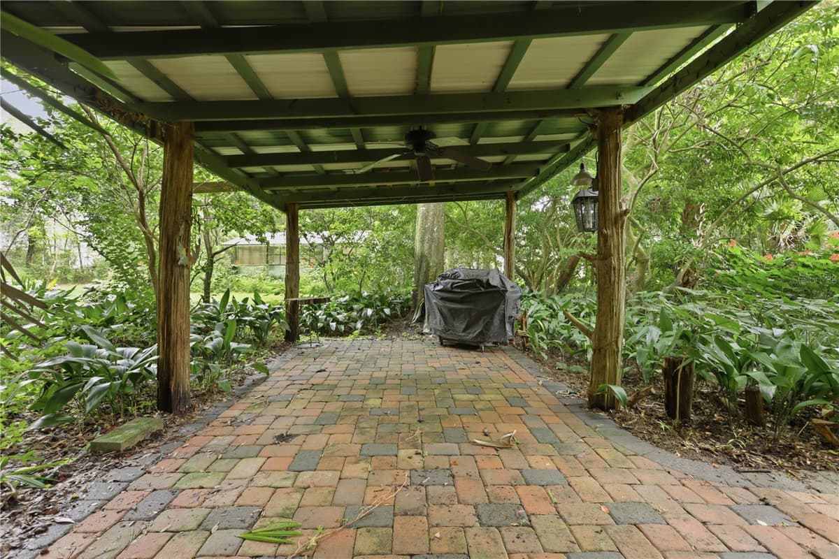 1925 LADY BUG LANE — photo 40 of 68