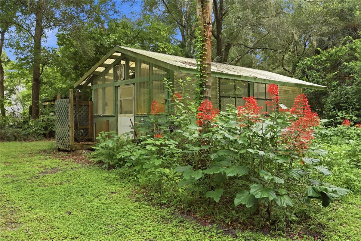 1925 LADY BUG LANE — photo 43 of 68