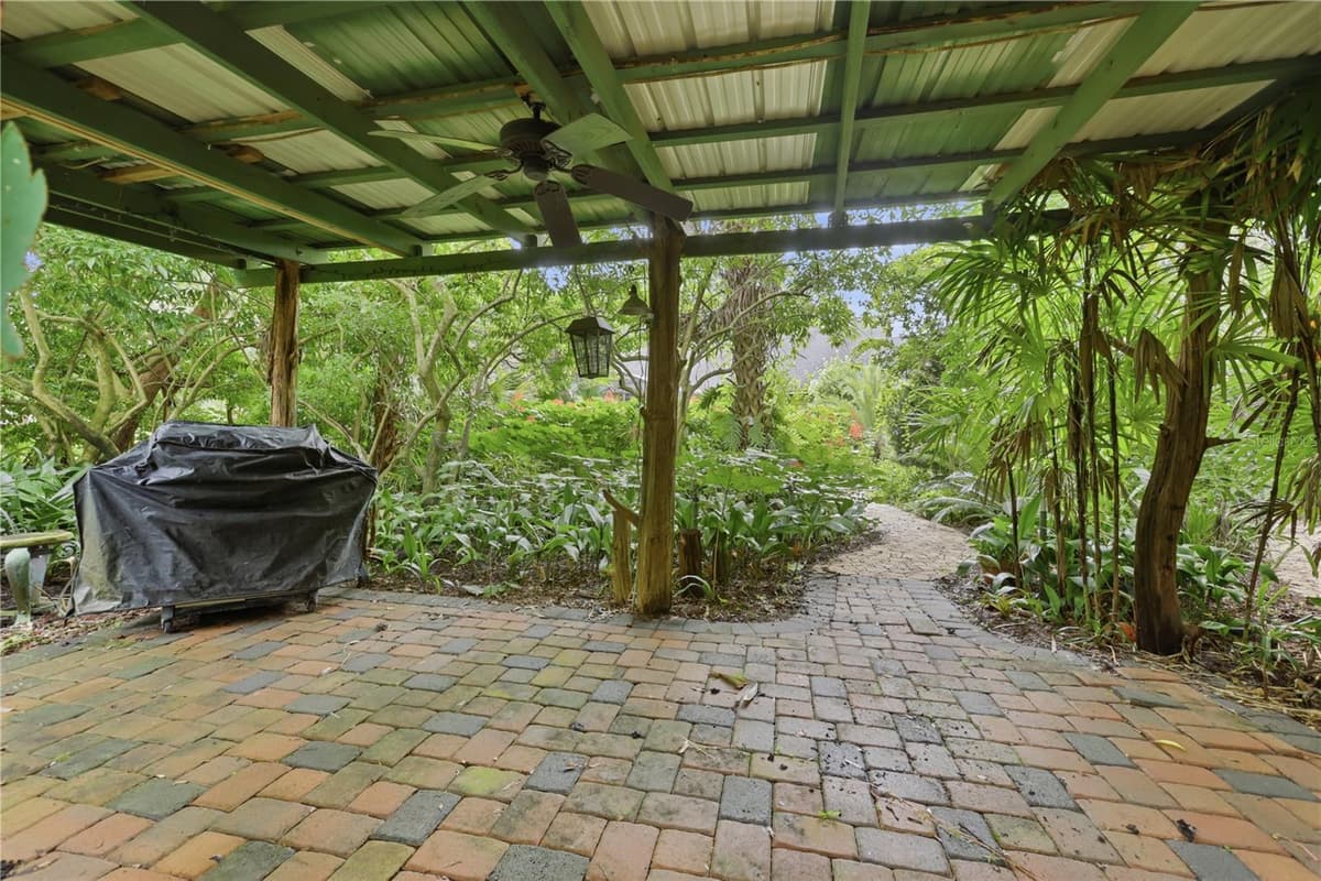 1925 LADY BUG LANE — photo 41 of 68