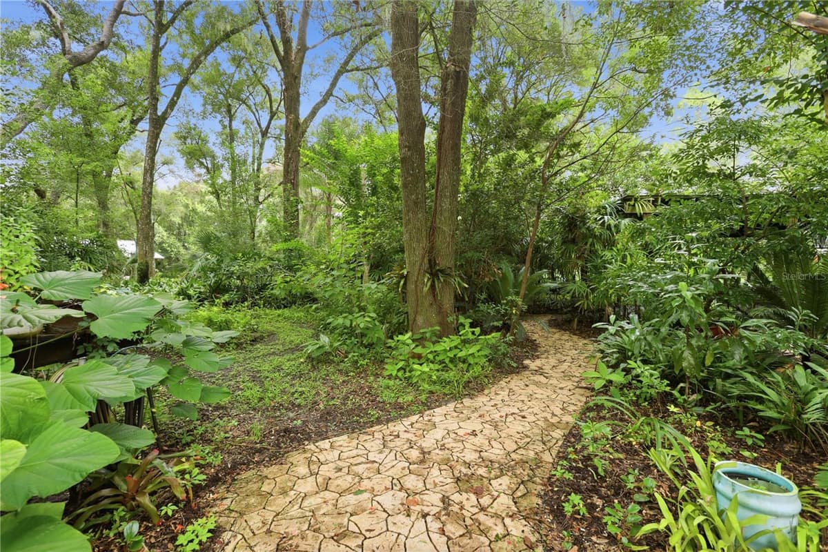 1925 LADY BUG LANE — photo 36 of 68