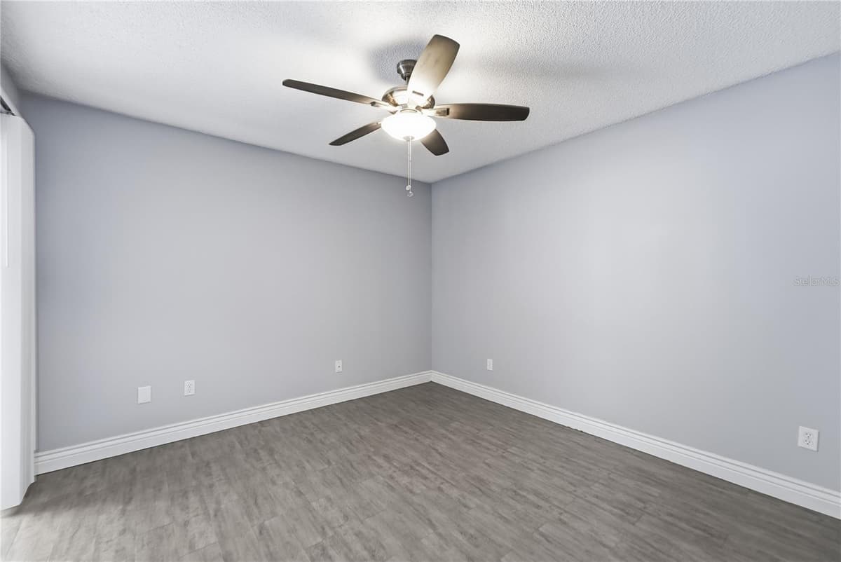 1539 ELF STONE DRIVE — photo 30 of 54
