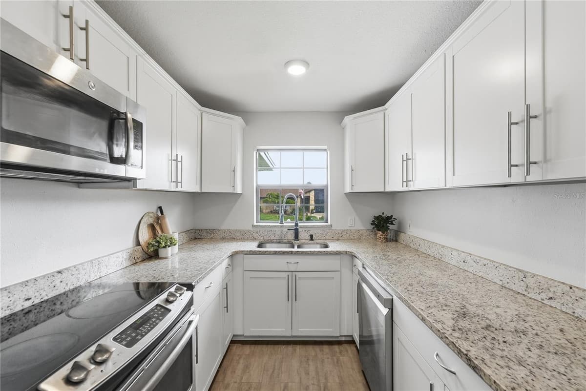 1539 ELF STONE DRIVE — photo 14 of 54