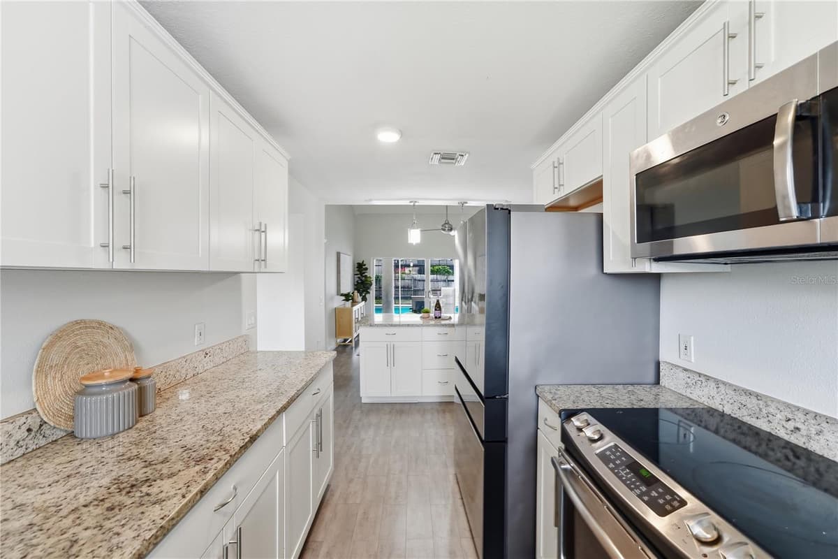 1539 ELF STONE DRIVE — photo 15 of 54