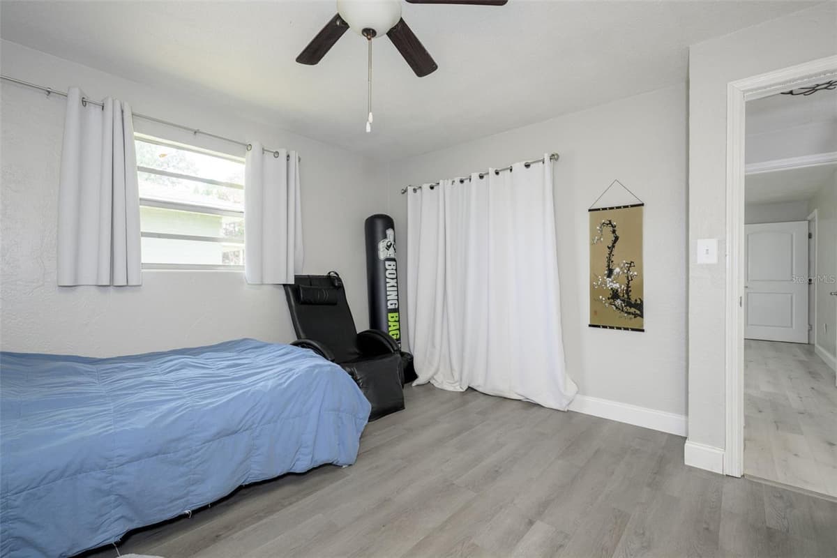 1003 CHEROKEE RANCH ROAD — photo 18 of 33