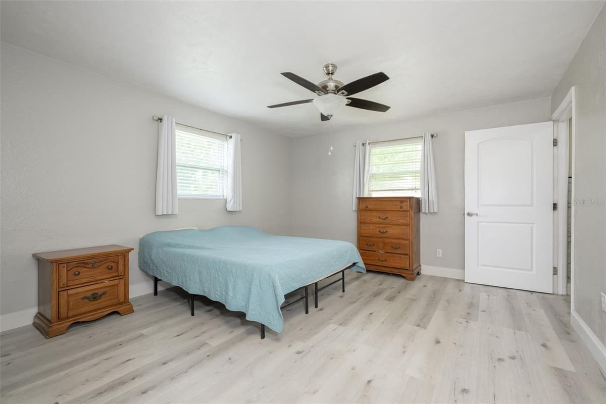 1003 CHEROKEE RANCH ROAD — photo 20 of 33