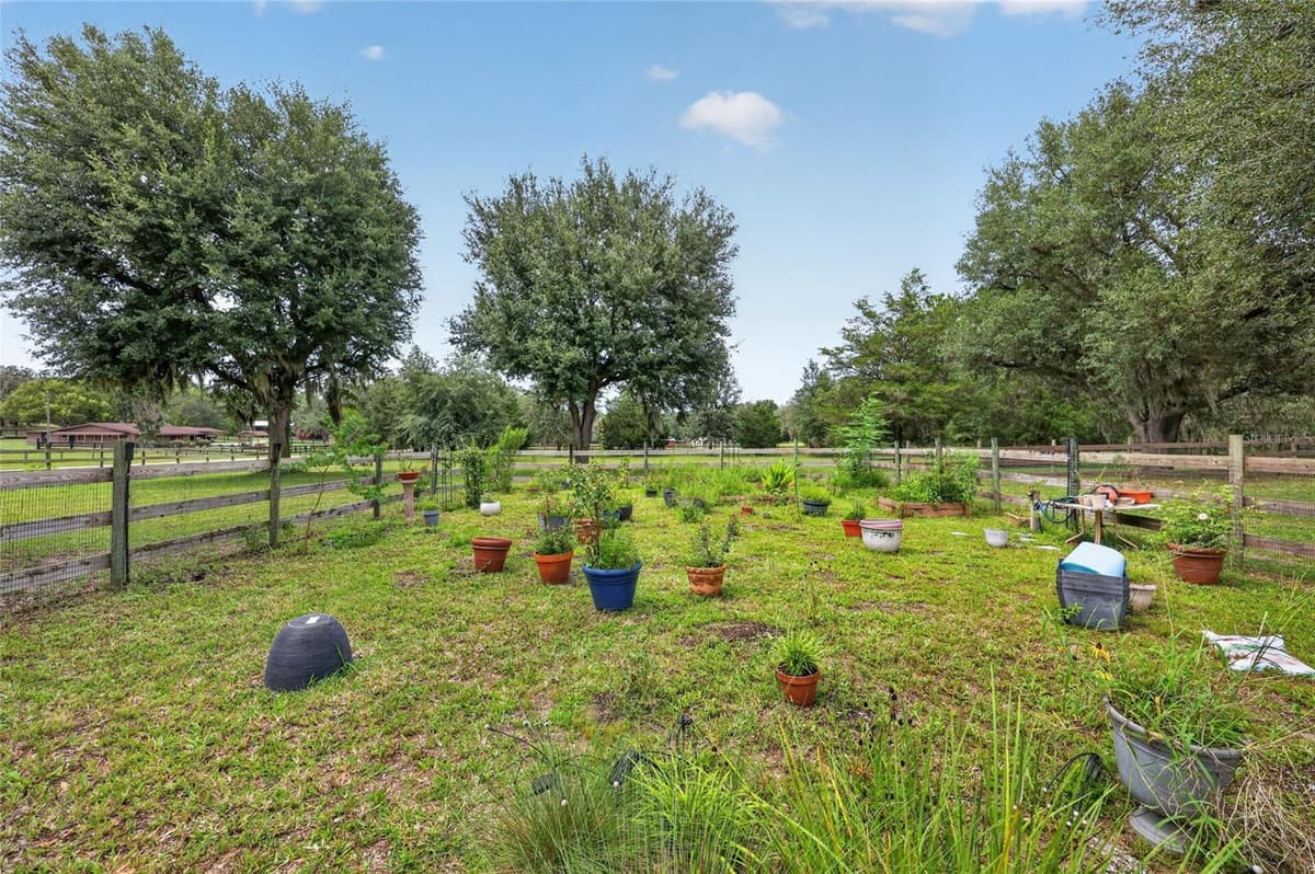 11281 CIRCLE M AVENUE — photo 40 of 67