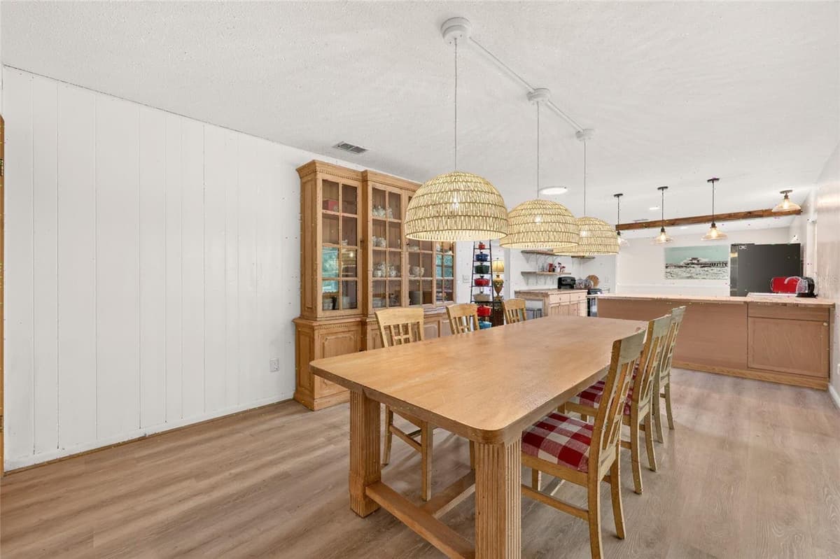 11281 CIRCLE M AVENUE — photo 21 of 67