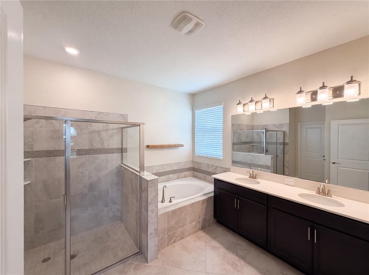 4112 INNOVATION LANE — photo 17 of 24