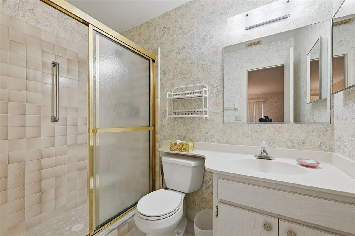 2118 HARLESTON PLACE — photo 28 of 93