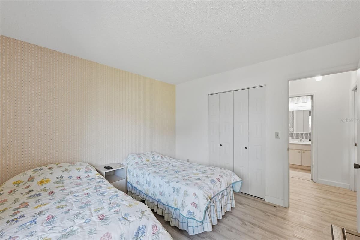 2118 HARLESTON PLACE — photo 20 of 93