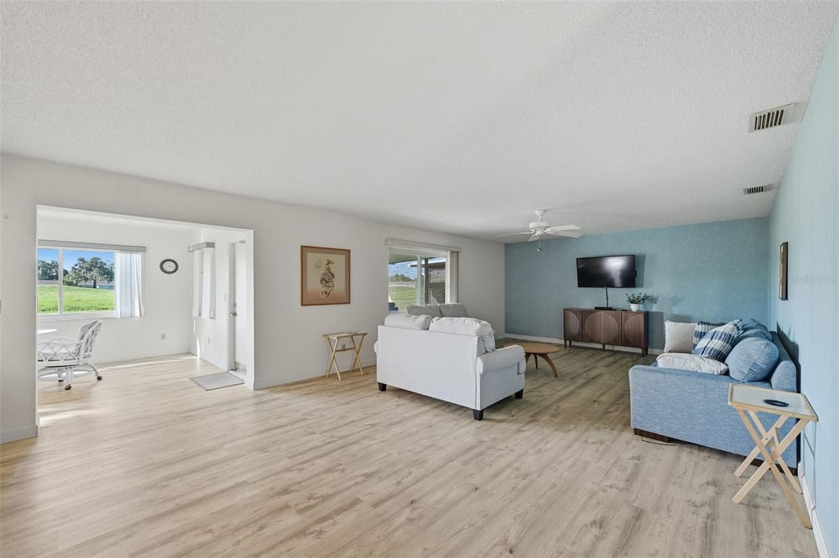 2118 HARLESTON PLACE — photo 4 of 93