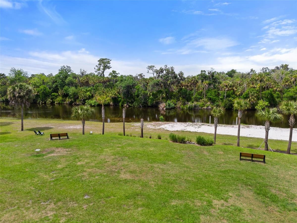 1024 FERNLEAF RUN — photo 61 of 66