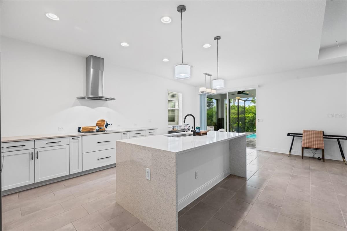 1024 FERNLEAF RUN — photo 14 of 66