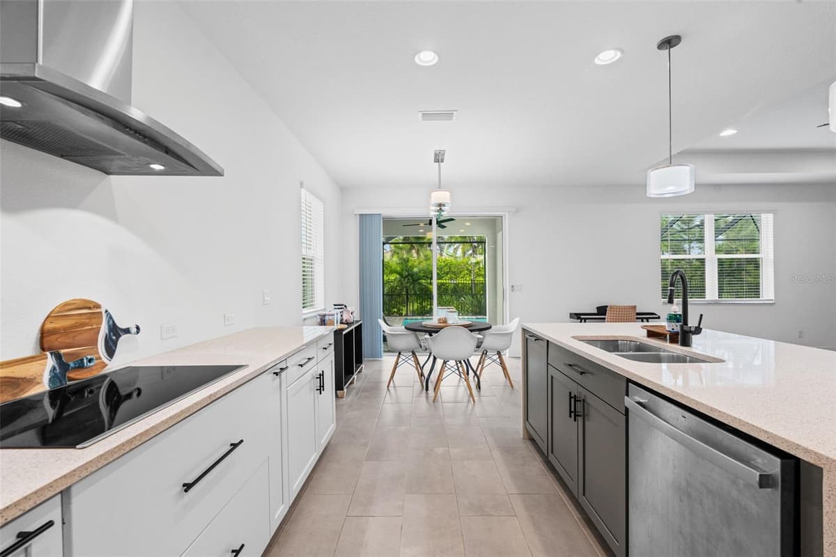 1024 FERNLEAF RUN — photo 23 of 66