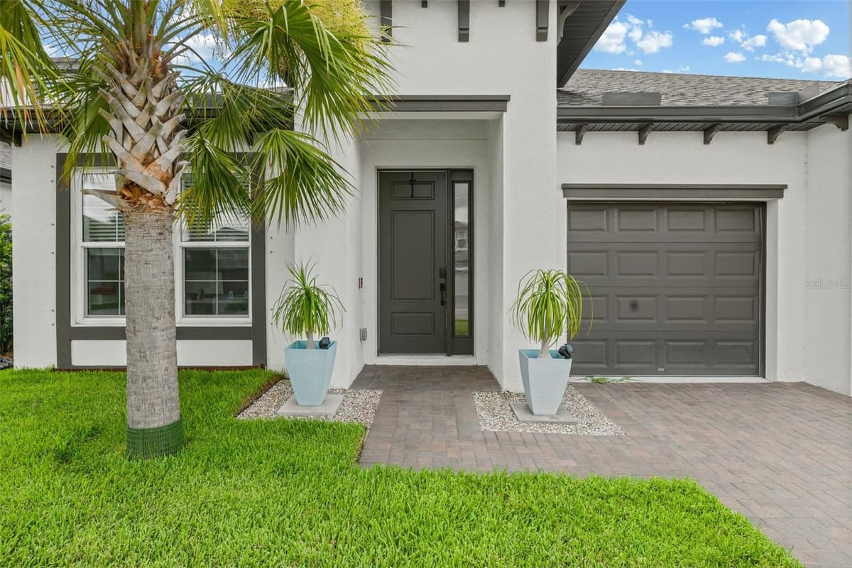 1024 FERNLEAF RUN — photo 3 of 66