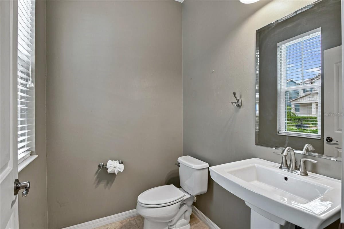 7921 ICELAND GULL STREET — photo 15 of 27