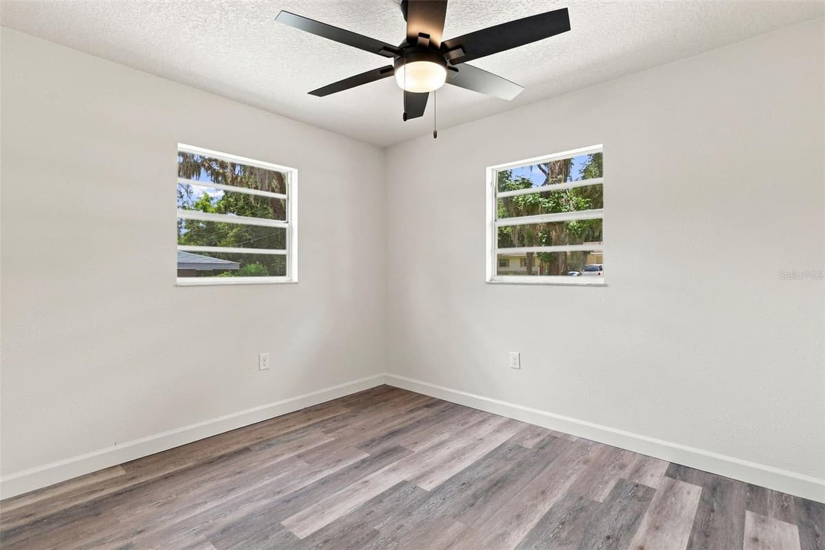 6204 ASHLAND AVENUE — photo 17 of 30