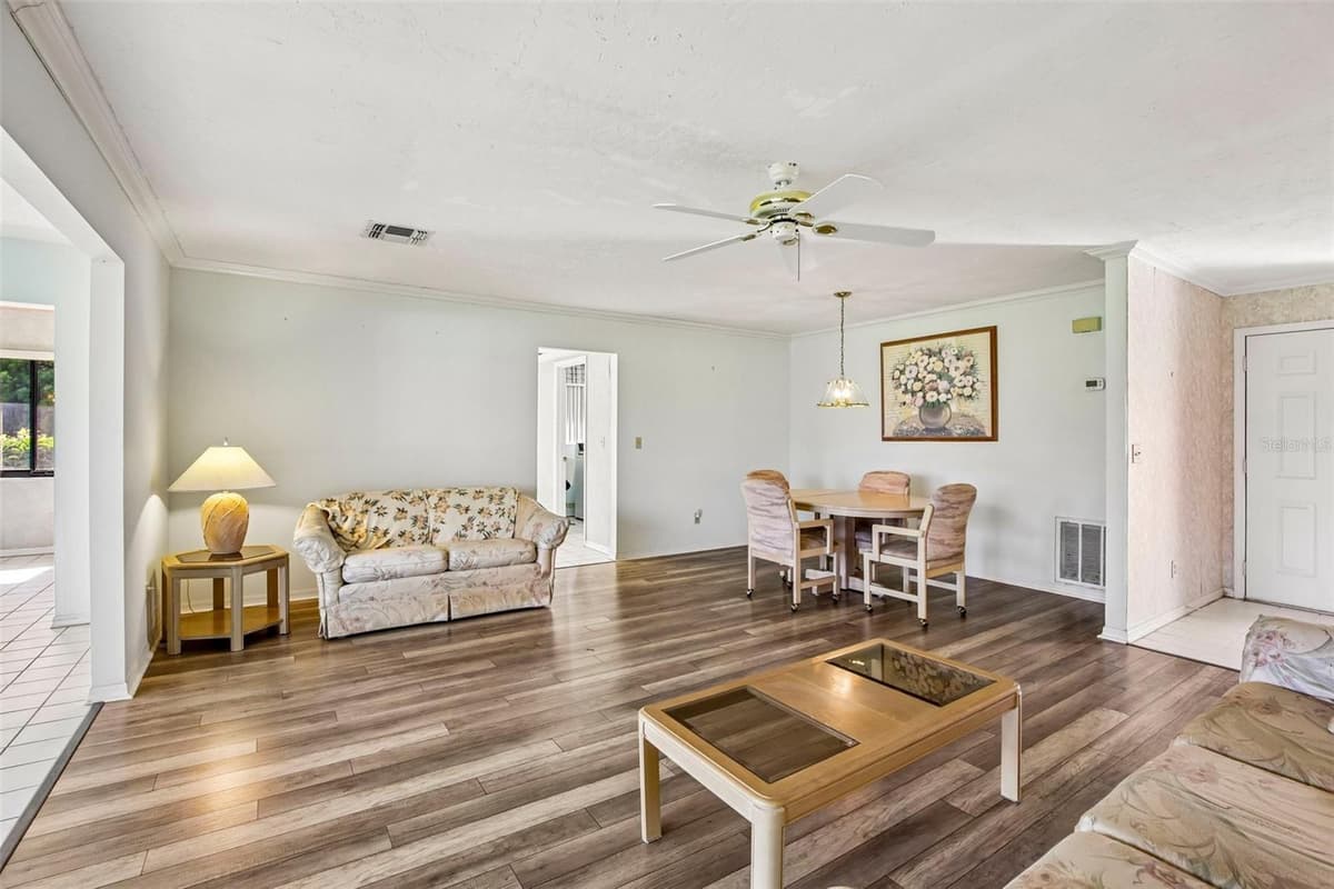 1304 LELAND DRIVE — photo 8 of 71