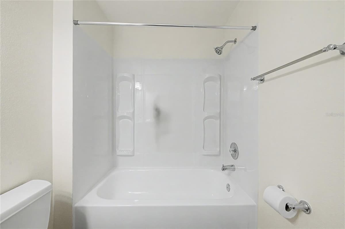 123 LOBLOLLY COURT — photo 21 of 46
