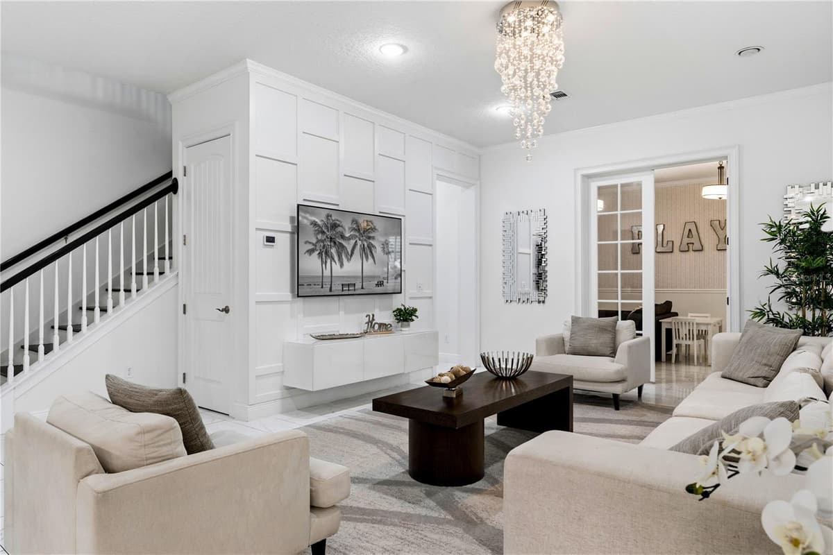 6443 SWANSON STREET — photo 24 of 65