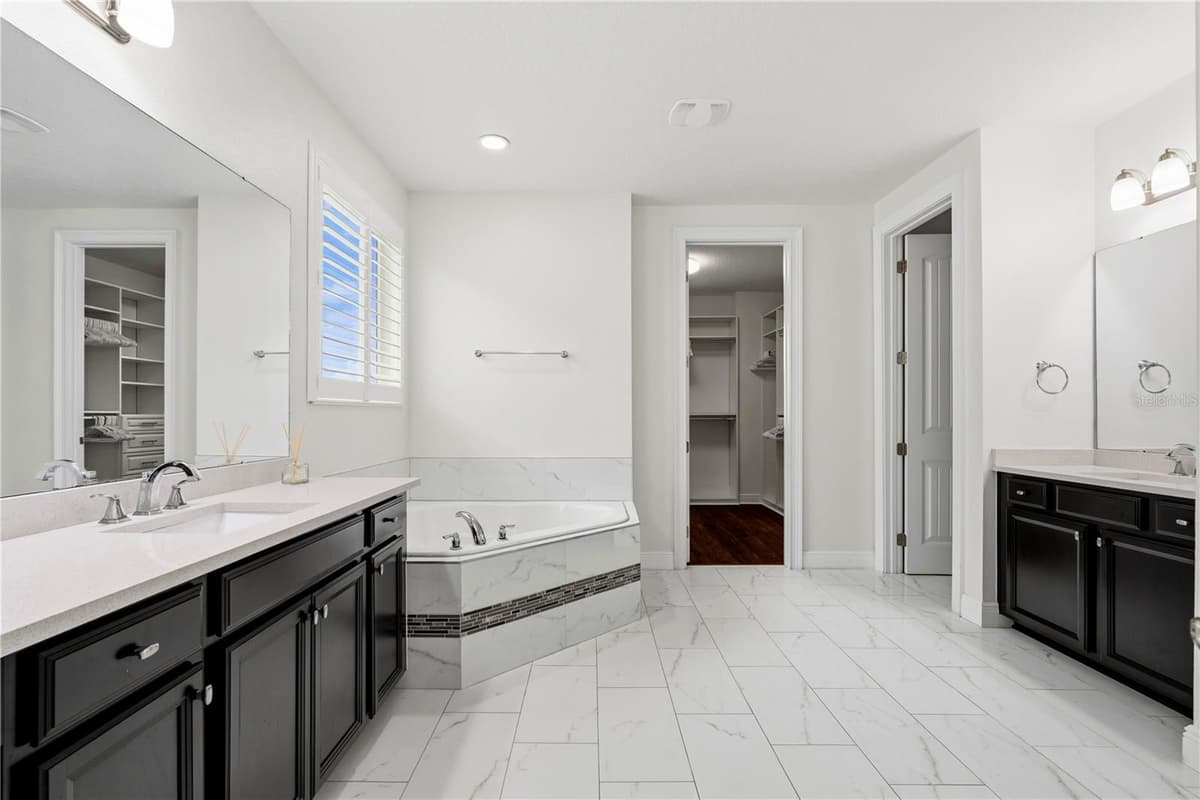 6443 SWANSON STREET — photo 33 of 65