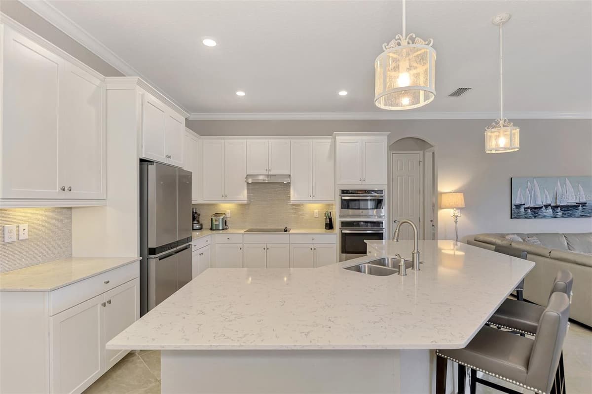 10908 BULLRUSH DRIVE — photo 22 of 86