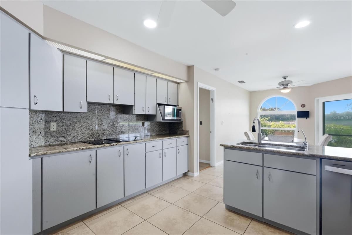 4300 CAMINO MADERA — photo 18 of 64