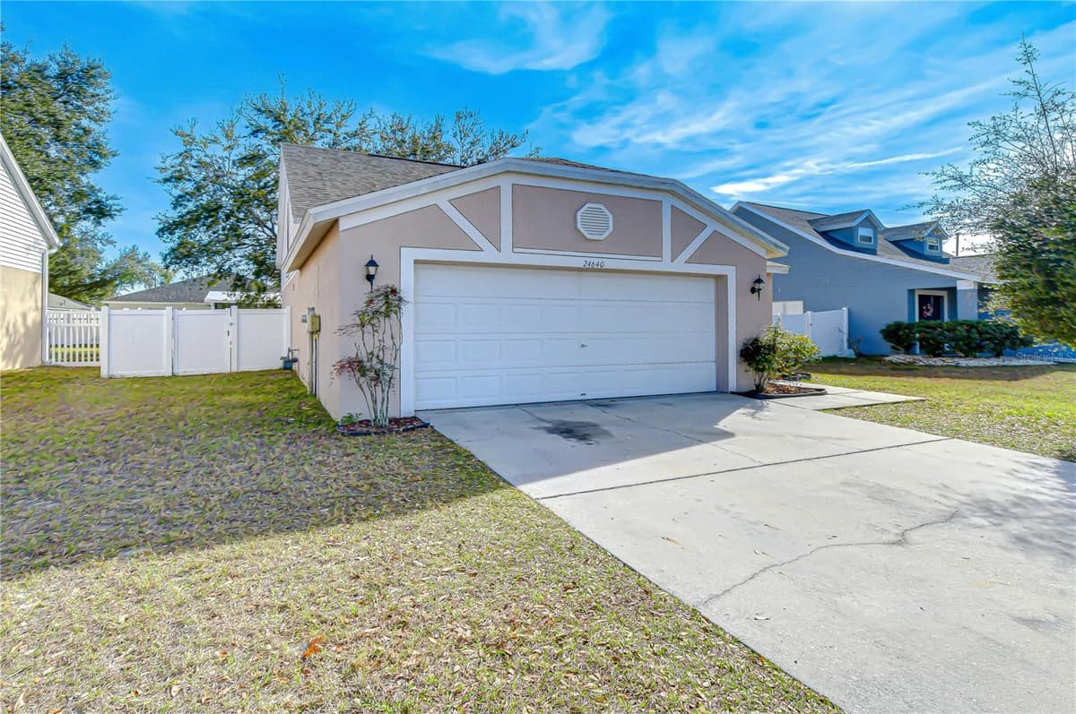 24640 SIENA DRIVE — photo 3 of 51