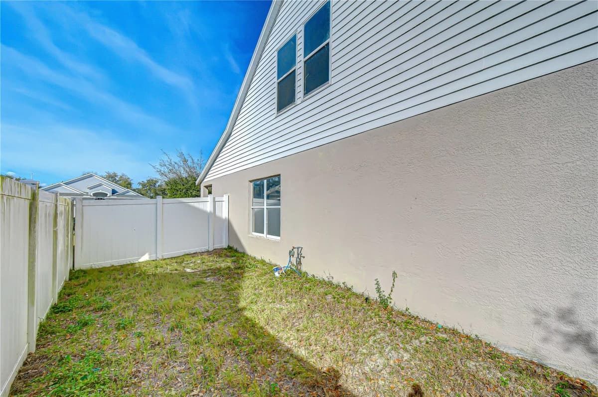 24640 SIENA DRIVE — photo 39 of 51