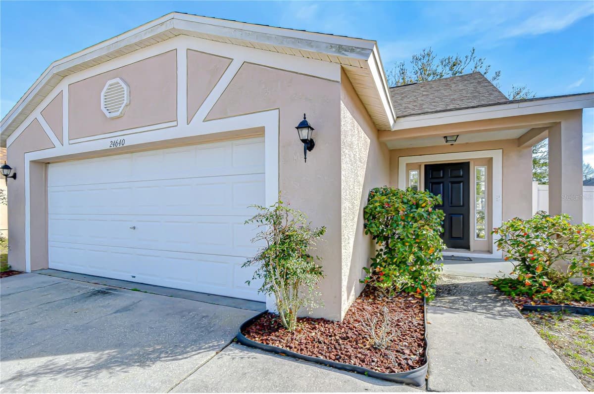 24640 SIENA DRIVE — photo 4 of 51