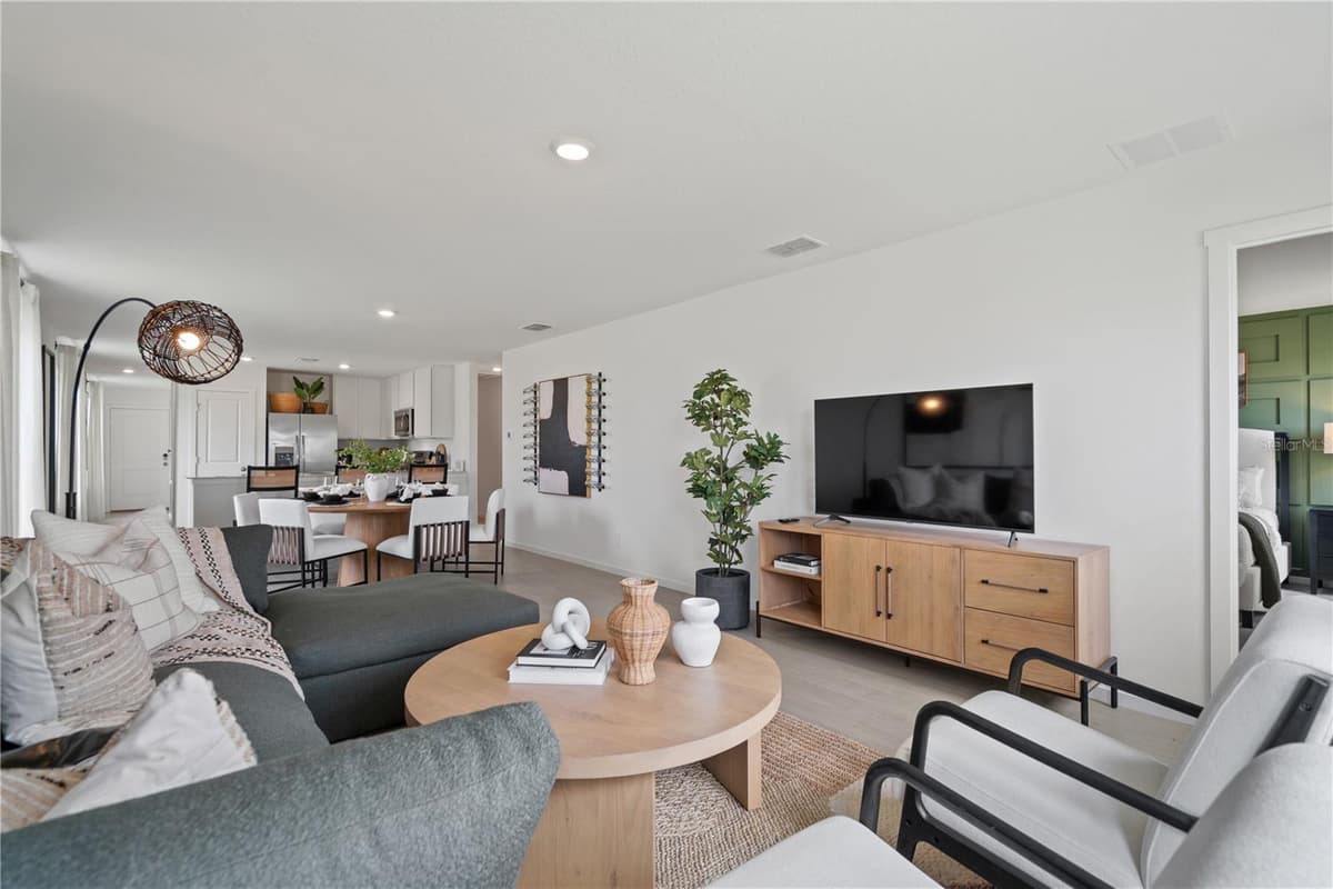 297 CERAMIC COURT — photo 4 of 14