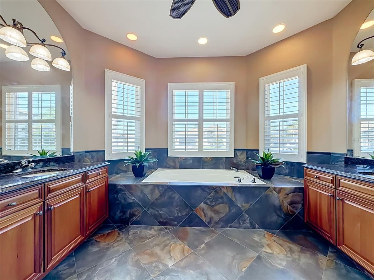 4231 COCONUT DRIVE — photo 42 of 70